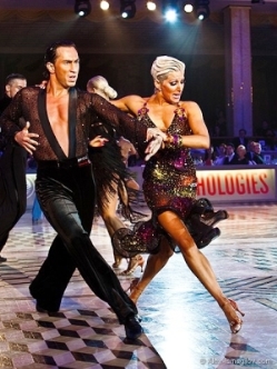 http://ballrooms.su/image_Kate/dancers/Joanna_Leunis2.jpg